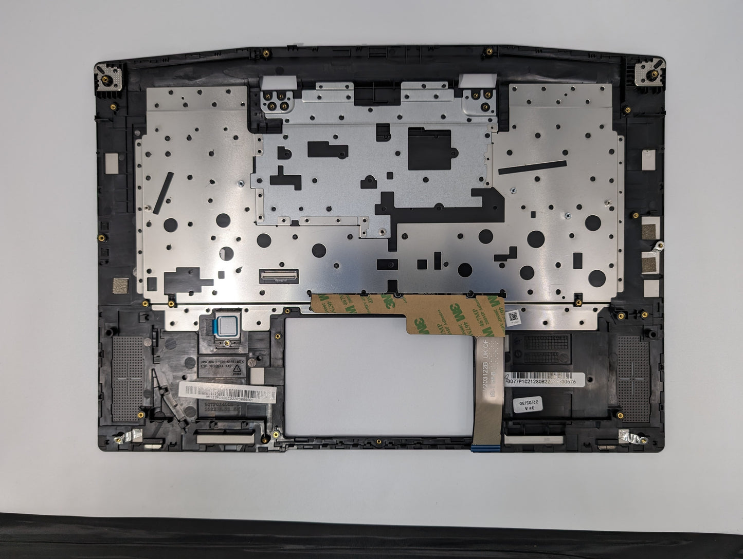 MSI Stealth GS77 (12UGS-025UK) 957-17P112E-C22 palmrest keyboard UK layout- genuine original part